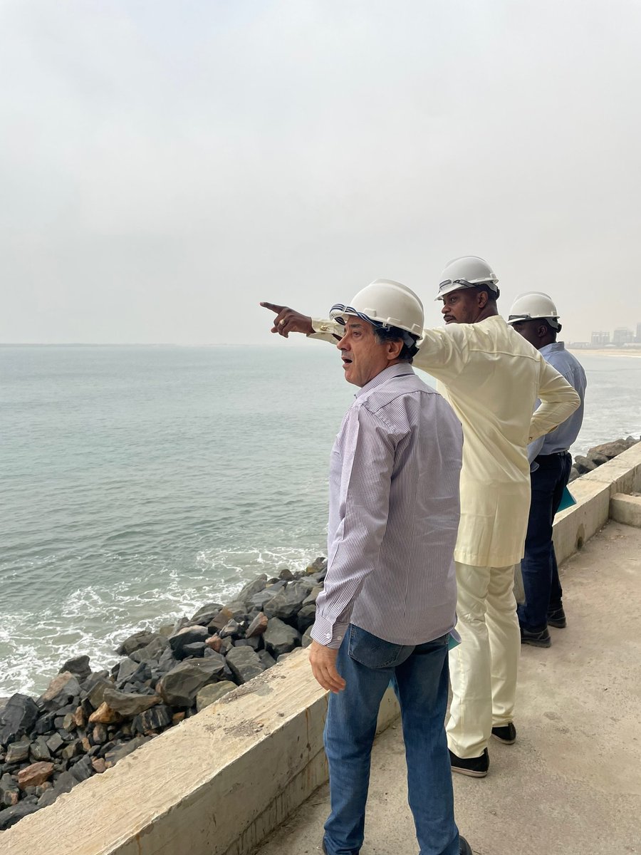 GRVlagos's tweet photo. Architecture/urban planning gives a god-like view on the city,its design, &amp; its people. This allows us to conceptualize projects in systems as opposed to individual projects. The ultimate system design is in nature. Everything is linked in cycles with zero waste. #ourlagos https://t.co/wzgXCiQAuj