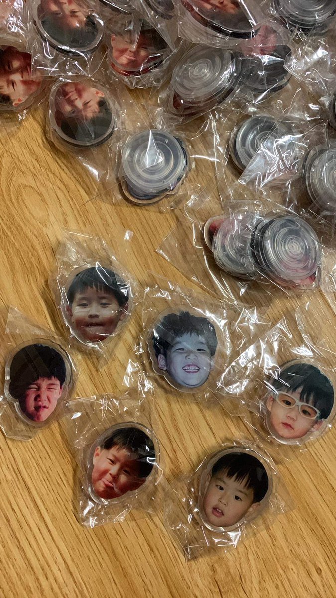 haveanicedaxx's tweet photo. แจกgriptokกับอะไรอีกไม่รู้เดี๋ยวใส่ไปให้คับ ( rt ) 🤌🏻💘⭐️❕💐 
— #bbillkin #plkritt — https://t.co/u97YlJ3eNN