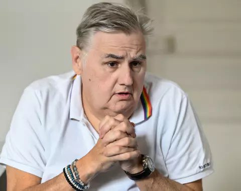 Zepeck270's tweet image. Pierre #Mènes est condamné à 2 mois de prison avec sursis, sans amende, pour aggressions sexuelles. (RMC)