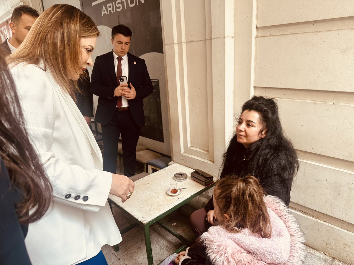 arzuerdemtc's tweet photo. 📍Çatalca

Milletvekili Adaylarımız Özge Tekoğulları, Hakan Topsakal,Mehmet Galip Dere,Enes Yılmaz,İlçe Başkanımız Halit Tuncay Uğur,Çatalca Ergin Örs, Güngören Muhammed Enes Mar,Esenyurt Ocak Başkanımız Emre Azaklı, Arnavutköy Ocak Başkanımız Emrullah Günay, #MHP @_MHPistanbul_ https://t.co/wE5mEdCHub