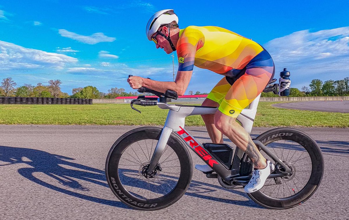 dm26tg1's tweet photo. Zoom zoom time at Trek at the Track https://t.co/vqElKOjKfS