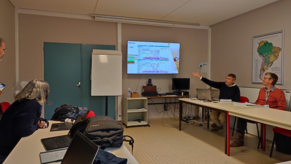 Prec_Hort's tweet photo. ongoing meeting of project #IRRIWELL to discuss physiological models to support irrigation management @PrimaProgram 
We contribute some plant sensor data (LiDAR, leaf turgor, dendrometer data) https://t.co/EU9YrbVjSS