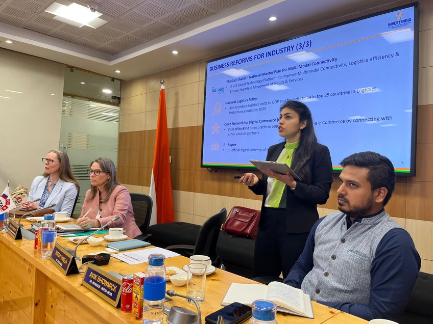 EFTAsecretariat's tweet photo. #EFTA Parliamentarians discussed economic opportunities for 🇮🇳&amp; 🇮🇸🇱🇮🇳🇴🇨🇭companies this morning

They met with actors from #India's Chambers of Commerce @FollowCII @ASSOCHAM4India @ficci_india @phdchamberand &amp; with @investindia

🙏Thank you for informative discussions!

#EFTAtrade https://t.co/Ia9Kh8DEmp