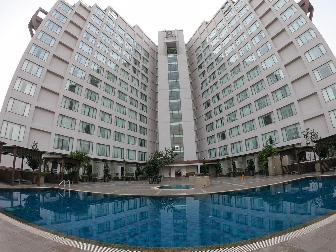 renaissancejb_'s tweet photo. This angle is always worth a shot.

📸 IG: lonelytravelog

#renaissancejb #renhotels #rendesign #discoverthisway https://t.co/0FPnrgqk8H