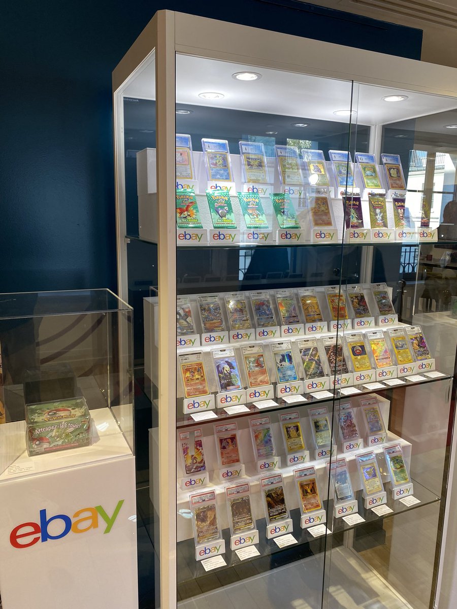MGG_France's tweet photo. Notre @Marshall_Gunner sort de l'exposition et de la masterclass d'@eBay_FR à l'occasion du 30è anniversaire des cartes à jouer ! 🤩

Pokémon, Magic, Yu-Gi-Oh et même du Disney, on a vu de très belles cartes tout au long du parcours ⬇️ https://t.co/4mE6biW0iz