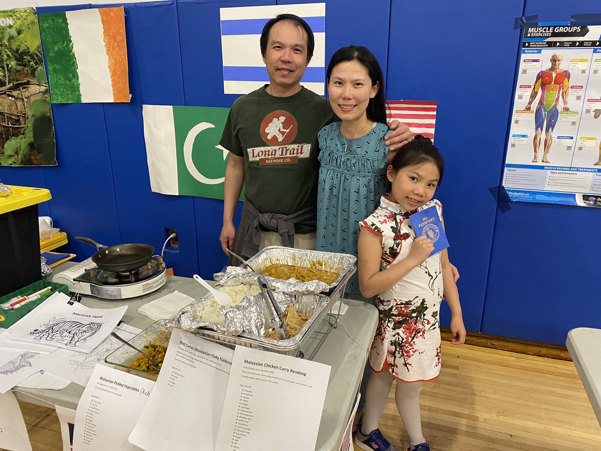 CherryLaneES's tweet photo. What an amazing Multicultural Night @CherryLaneES. We want to thank our wonderful families for coming out and sharing this festive event! And our Ts that helped make this night possible! 💕 #EveryMomentMatters #EveryStudentValued https://t.co/WoJtlsBGJw
