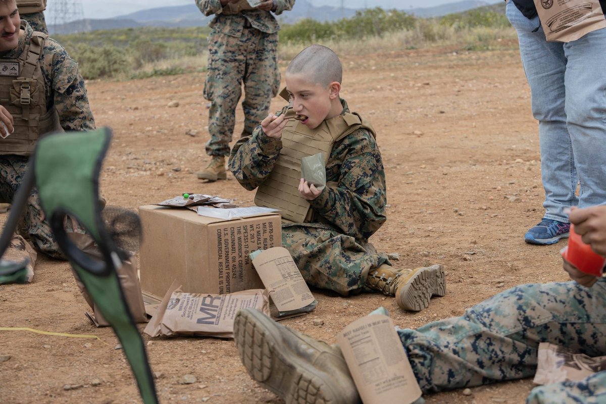 RegimentGG's tweet photo. Wyatt, a child with the Make-A-Wish America Foundation, wished to be a United States Marine for a day.

The Marine Corps granted Wyatt’s wish and gave him a full experience including a haircut, martial arts, obstacle courses, equipment tours, and more.

 📍 Marine Corps Recruit Depot San Diego (March 30, 2022)