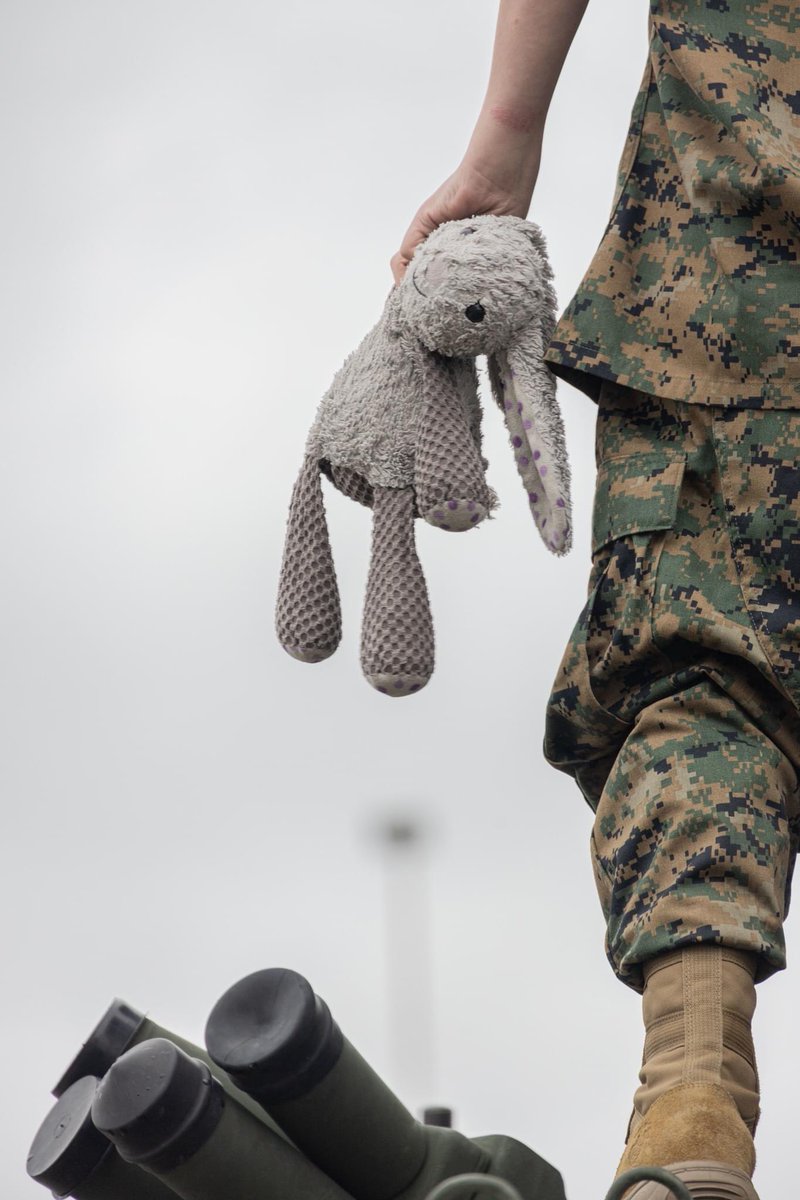 RegimentGG's tweet photo. Wyatt, a child with the Make-A-Wish America Foundation, wished to be a United States Marine for a day.

The Marine Corps granted Wyatt’s wish and gave him a full experience including a haircut, martial arts, obstacle courses, equipment tours, and more.

 📍 Marine Corps Recruit Depot San Diego (March 30, 2022)