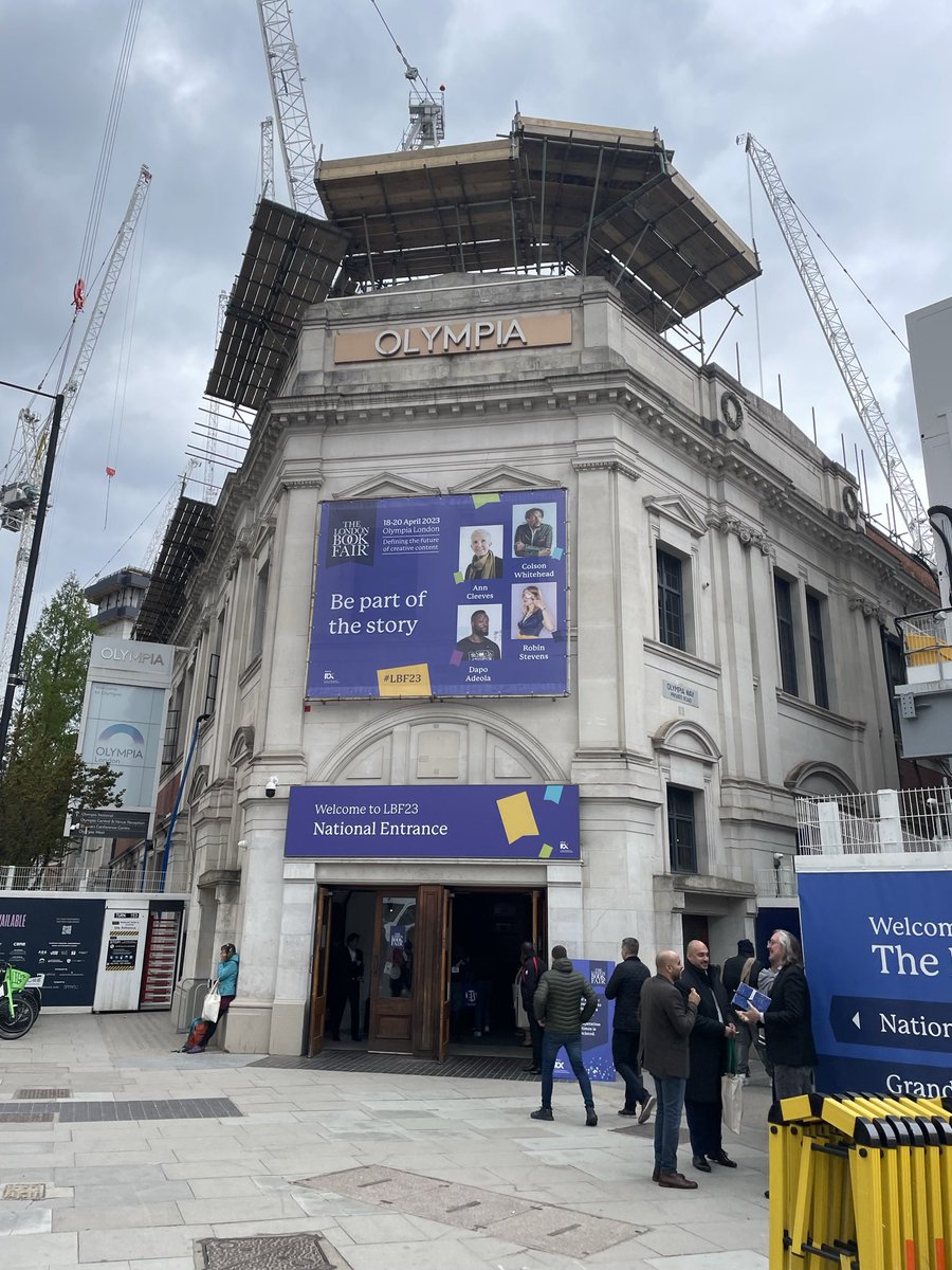 Emma_Stones4's tweet photo. Day 2  at @LondonBookFair!!! I’m ready for you! 🤩 #LBF2023 #londonbookfair https://t.co/zgNXw0cOZE