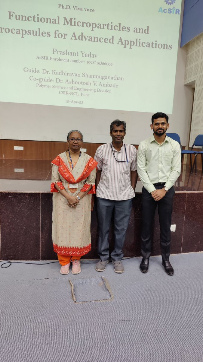 Bharath82165155's tweet photo. Congratulations 🎉🎉 @kukku1207 Bhaiya.. It's been an amazing journey.. Dr. Prashant Yadav sounds great.. #Phdlife #AcademicChatter @csir_ncl @AcSIR_India https://t.co/d5jIYxqd7g