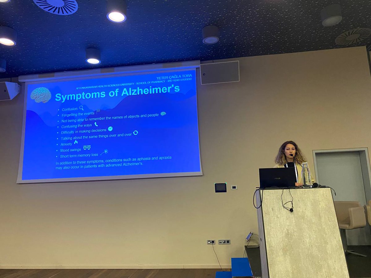 #EPSAAC23 | The panel discussion is followed by the #Student's #Symposium.

🗣️#Pharmacy students had the opportunity to share with us their research and present their projects!