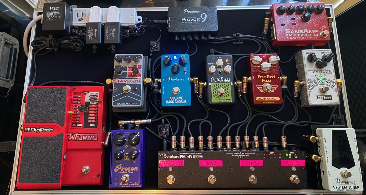 Providence_JPN's tweet image. 日向秀和氏の多くのペダルボードはProvidenceソルダーレスパッチケーブルV206モデルで接続されている。それは信頼の証なのでは！！
#日向秀和 #パッチケーブル #ソルダーレス