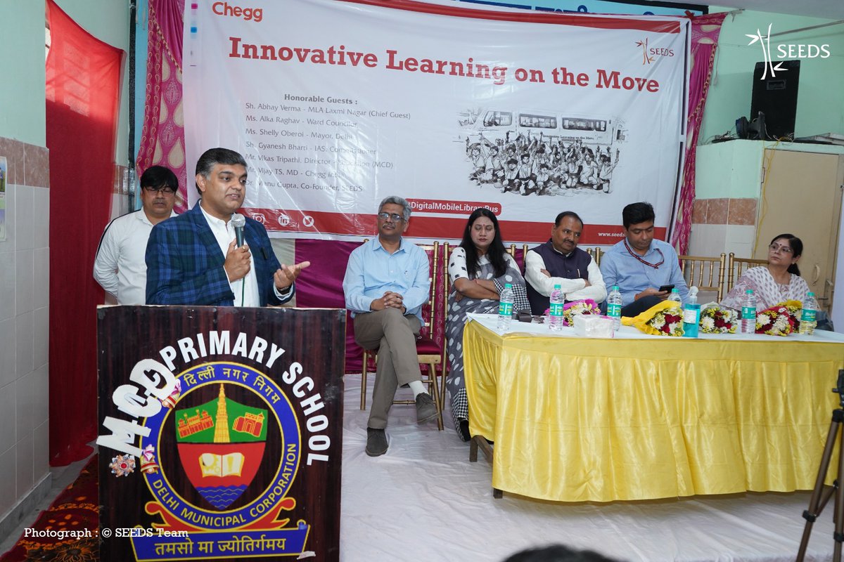 SeedsIndia's tweet photo. "Let this be a beginning that inspires more companies &amp; individuals to help children in achieving greater heights. We want to provide #teachers &amp; #children with smart teaching-#learning opportunities to ensure a brighter #future," says Mr Vijay TS, MD, Chegg India, at the event. https://t.co/fBlbg6MR31