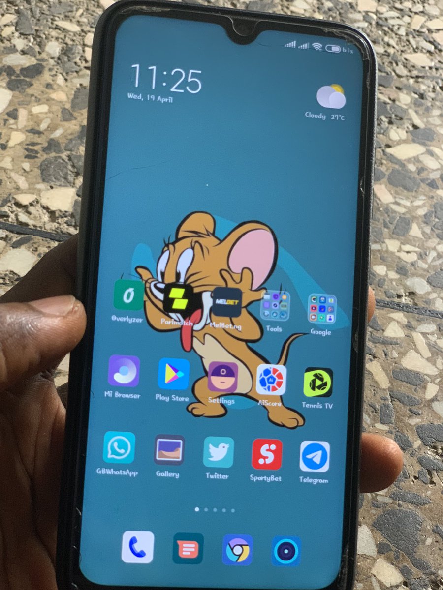 officials_dc's tweet photo. I wanna give out this my old Redmi phone to a lucky person 

Any comment with zero(0) like and comment by 3pm wins.. Take note your comment must last over an hour 

Let's go 🏃 🏃 🏃 ensure to RT https://t.co/KOjvAvot6t