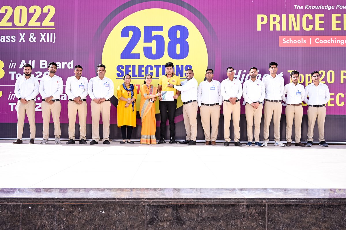 Prince_Eduhub's tweet photo. #call_us: 9610632222
#प्रिंस_स्कूल में #मैथमेटिक्स_ओलंपियाड पदक विजेताओं का सम्मान व कल्चरल प्रोग्राम
#princeeduhub #princeschool #education #cbse #school #education #olympiads https://t.co/1txXqNBG96