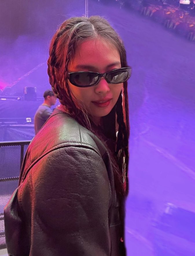 JNKDI0R's tweet photo. pinkchella bp>> https://t.co/rzDPgil3jW