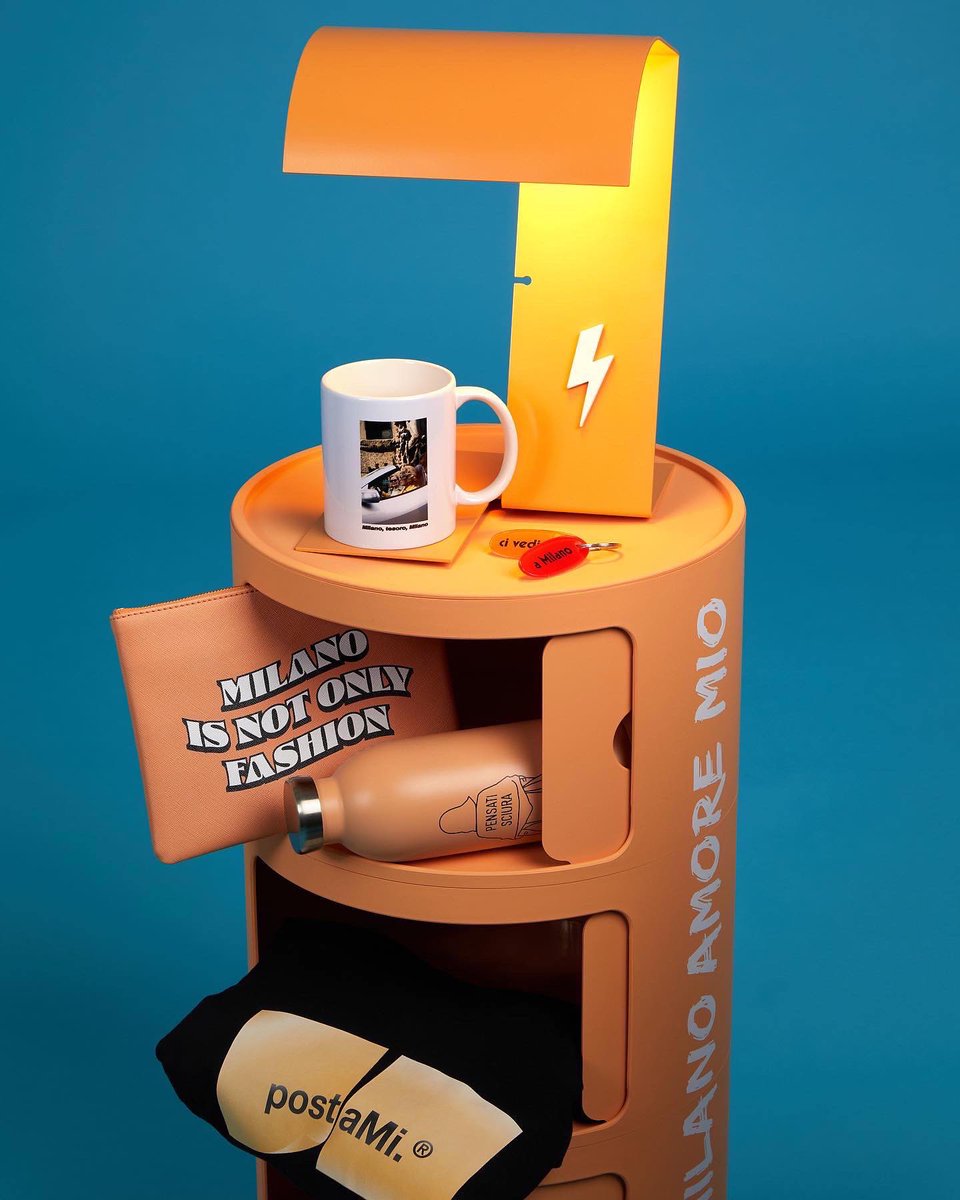 Rinascente's tweet photo. Vieni in #RinascenteMilano e fatti sorprendere dalle capsule collection per il progetto #amaMI, realizzate con #MSGM #Kartell #Seletti #24Bottles #MoroniGomma #Tooy #Slurpdesign #Woodd #Weedd #RhizomeScents #CodiceIcona #PastiglieLeone e #Sciuraglam.
Ti aspettiamo anche online! https://t.co/61NiWoodtl