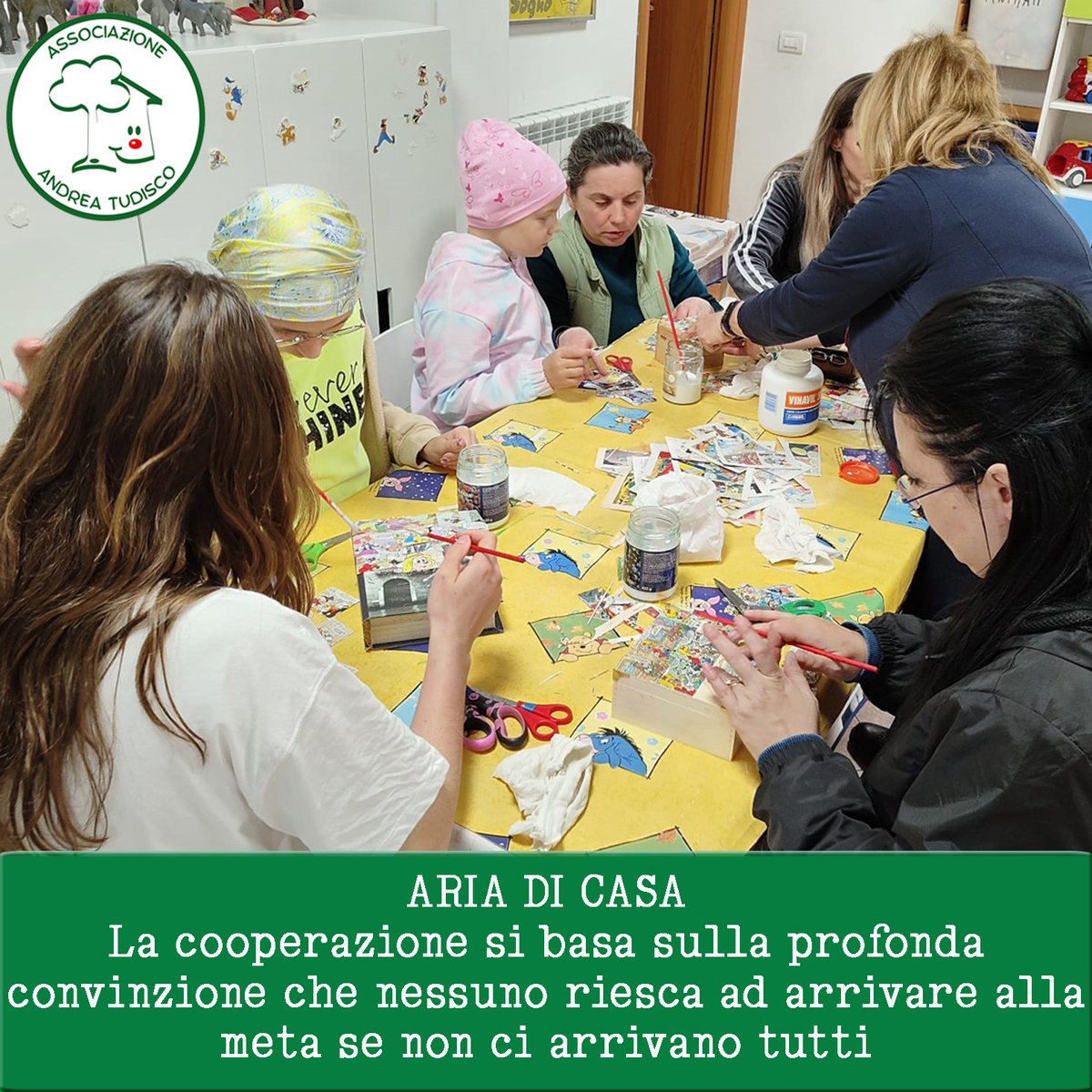 Condividere, cooperare, partecipare, fare insieme... parole quotidiane della vita alla Casa di Andrea. Una piccola comunità che vive insieme i tanti momenti quotidiani della giornata: si gioca insieme, si crea insieme, si cucina insieme, si mangia insieme, si vive insieme.