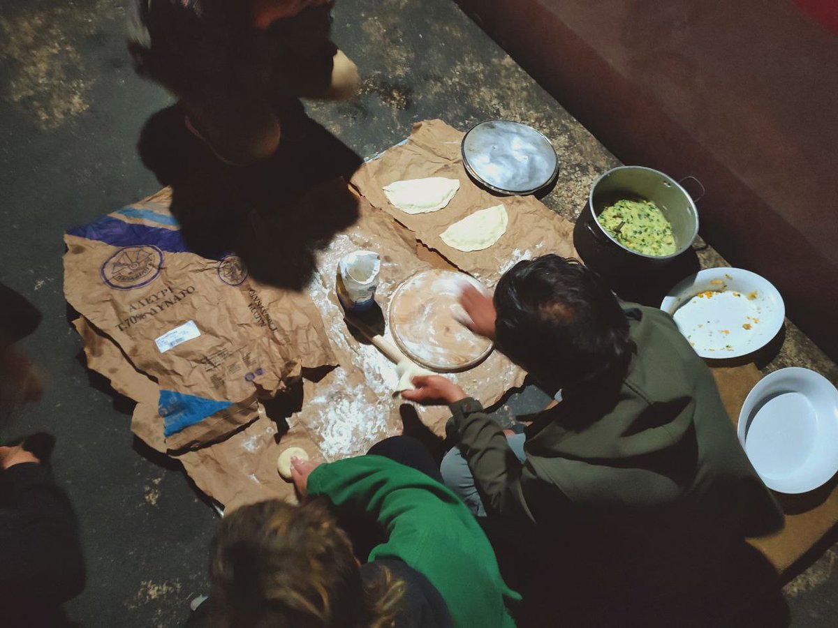 NoNameKitchen1's tweet photo. Cooking together in Patras

Can you imagine how inhuman "refugee camps"-paid with European Union money- are, that people must wait in a line for a plate of food and they are not allowed to cook?

#NoNameKitchen. From people to people.

📷Ahmed Stakoza

https://t.co/an97Li3t3Z https://t.co/Lomxt0aMDn