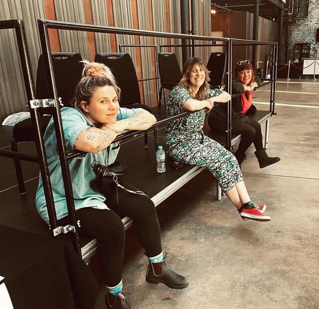PineyGir's tweet photo. Just hanging out in #newcastle w/ my pals @r0xyr0xyr0xy before the gig w/ #gazcoombes xx p #backingvocals #backingsingers #roxys #roxyroxyroxy https://t.co/uazixgFkr5 https://t.co/q4tcnLt4j6