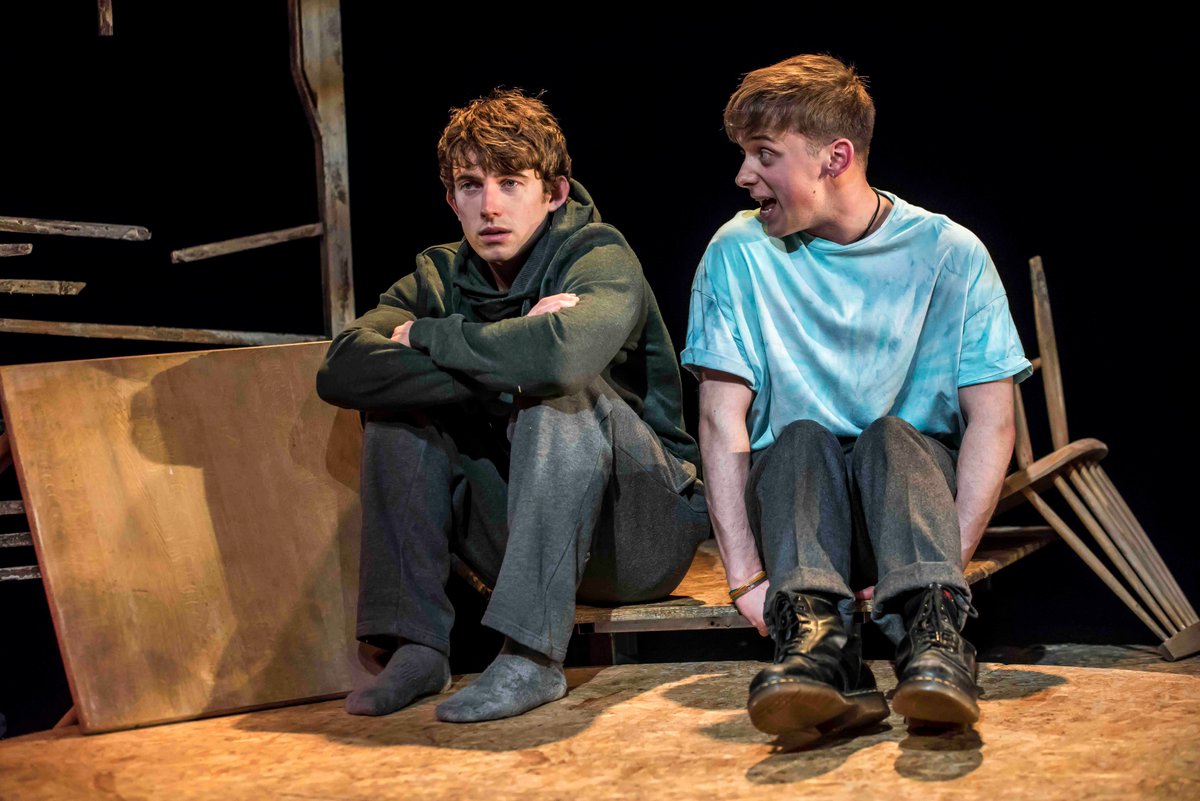 HullTruck's tweet photo. Saturday is #WorldEarthDay 🌎

You can celebrate World Earth Day by joining us for #TooMuchWorldAtOnce, an urgent coming-of-age story for our times. 🎭

Book tickets now for Too Much World At once on Friday 21 - Saturday 22 April - https://t.co/3z2LkrdTZA ☎️ 🔗

#Hull https://t.co/2ewXicovpu