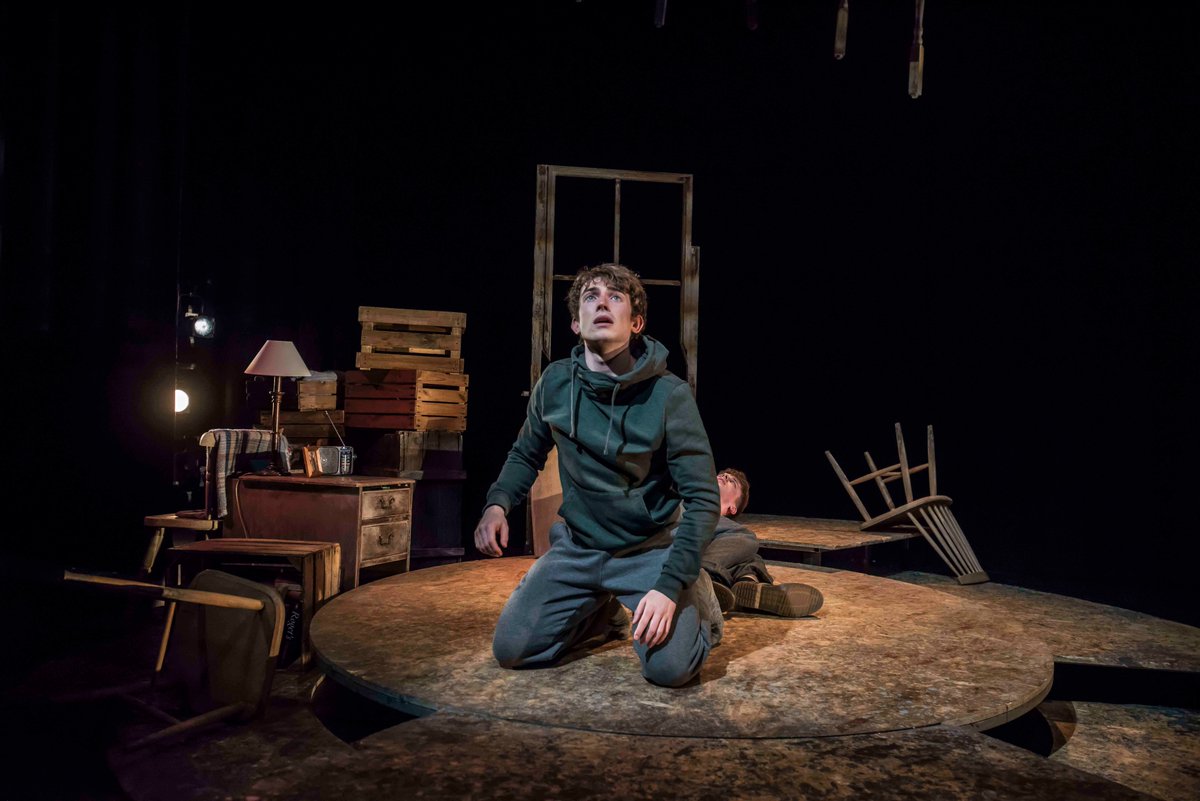HullTruck's tweet photo. Saturday is #WorldEarthDay 🌎

You can celebrate World Earth Day by joining us for #TooMuchWorldAtOnce, an urgent coming-of-age story for our times. 🎭

Book tickets now for Too Much World At once on Friday 21 - Saturday 22 April - https://t.co/3z2LkrdTZA ☎️ 🔗

#Hull https://t.co/2ewXicovpu