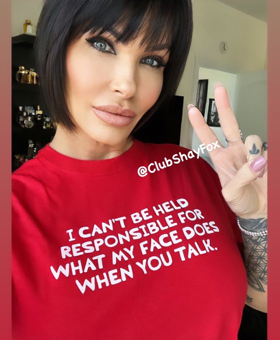 Happy Wednesday y&rsquo;all ✌🏼 https://t.co/EydkpXmiaO<a href="/tag/mani"class="tags"><span>#mani</span></a><a href="/tag/pedi"class="tags"><span>#pedi</span></a><a href="/tag/teamprettyfeet"class="tags"><span>#teamprettyfeet</span></a><a href="/tag/nudeisbest"class="tags"><span>#nudeisbest</span></a>