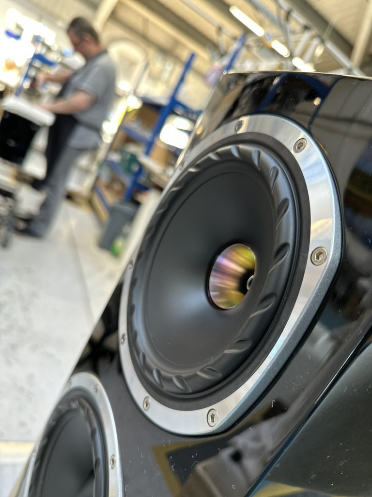 FyneAudio's tweet photo. It’s a Special Production day here at HQ 😎
#fyneaudio #F501SP #madeintheuk #scotland https://t.co/nRxiSDEy5F