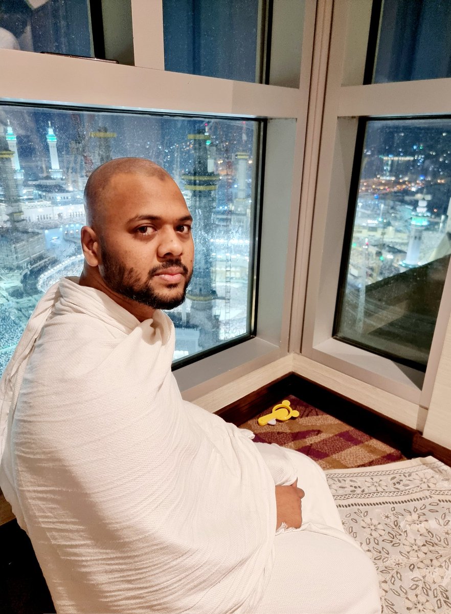 MaskoorUsmani's tweet photo. By the grace of Almighty Allah, performed Umraah in Ramadan. Walking in the footsteps of Prophet Muhammad (pbuh) felt a profound sense of connection with my faith and a renewed commitment to living a life of service &amp; generosity. May Allah (SWT) accept it and grant us forgiveness https://t.co/5kTZ6yhjVx