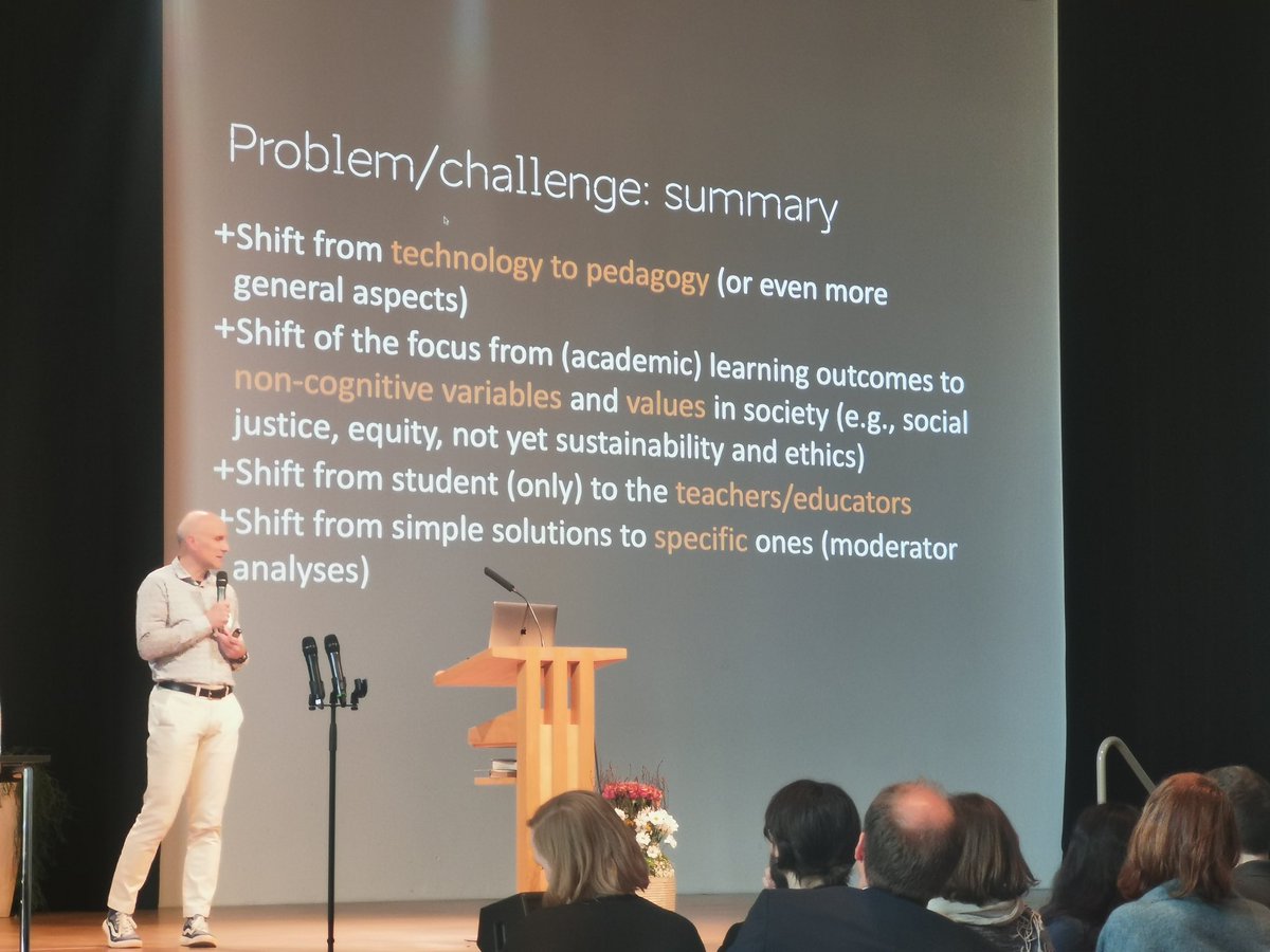 First keynote @#LEADRetreat by Prof. Margus Pedaste on "Challenges and Directions for Further Edu/Tech Research" with interesting insights. Excited to be part of @LEAD_GradSchool &amp; have the opportunity to learn and network with interesting researchers over the next 3 days! 🥳