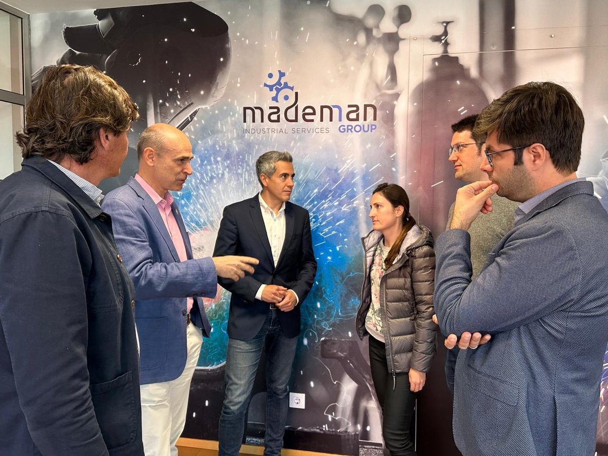 Pablo_Zuloaga's tweet photo. La #economíadelconocimiento aporta grandes noticias a Cantabria. Fernando Mirapeix y su equipo de #AvancemEngineering en #Camargo lideran el proyecto de ingeniería y producción de los imanes de la infraestructuras científica CERN de #Ginebra. https://t.co/i7nKiWbcgj