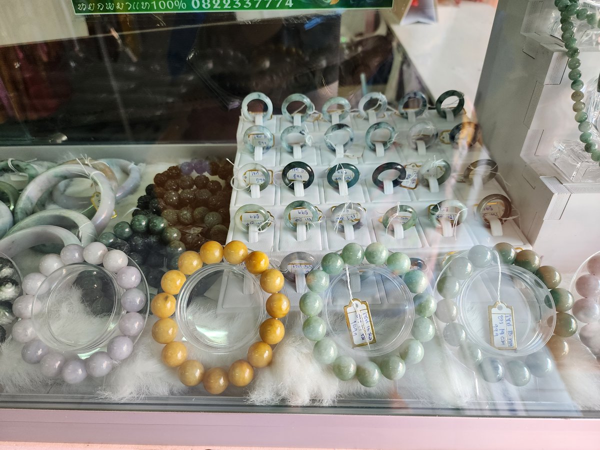 Pookunjeen's tweet photo. สนใจกดสั่งซื้อได้จ้า
#หยกไป๋เจี๋ย #หยกจักรพรรดิ #หยกเขียว #หยกม่วง #หยกน้ำผึ้ง #หยกขาว #หยกกรีนแอปเป���้ล #jadetypeA #หยก #หยกแกะสลัก #จี้หยก #jadeapplegreen #jade #สร้อยข้อมือหยก #สร้อยคอหยก #จี้หยก #กำไลหยก #แหวนหยก #ปี่เซียะหยก https://t.co/fAGsyqLq4F