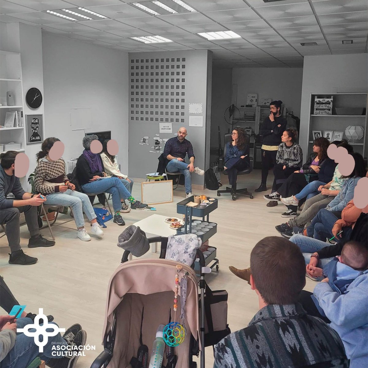 branqueac's tweet photo. ☕😊 Habla que yo te escucho 😊☕

🎉 El sábado pasado tuvimos la primera actividad de HQYTE

👉 Pudimos aprender y hablar sobre educar sin estereotipos con Márgenes. 

💜 Muchas gracias a todas las personas que habéis participado. https://t.co/ABVm1Xhc4D