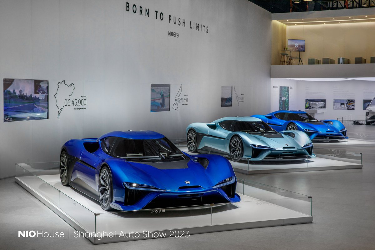 NIOGlobal's tweet photo. NIO at Auto Shanghai 2023.
 
#NIO has set up an NIO House of 3,000 square meters in Hall 6.1 on the theme of "New EPISODE". Over 300 user volunteers are the hosts of the NIO House, welcoming audience and passing the brand’s vision of #BlueSkyComing. https://t.co/F7jG70aYV2