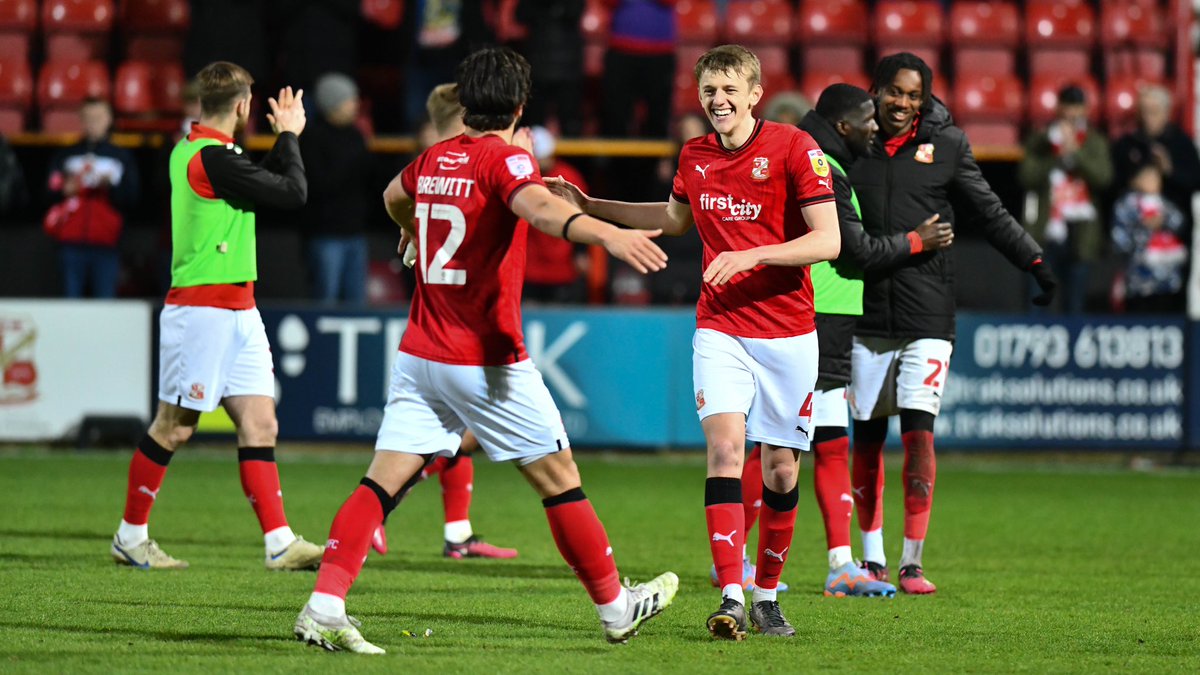3 points and Back to back clean sheets🔴☑️ <a href="/Official_STFC/">Swindon Town Football Club</a>