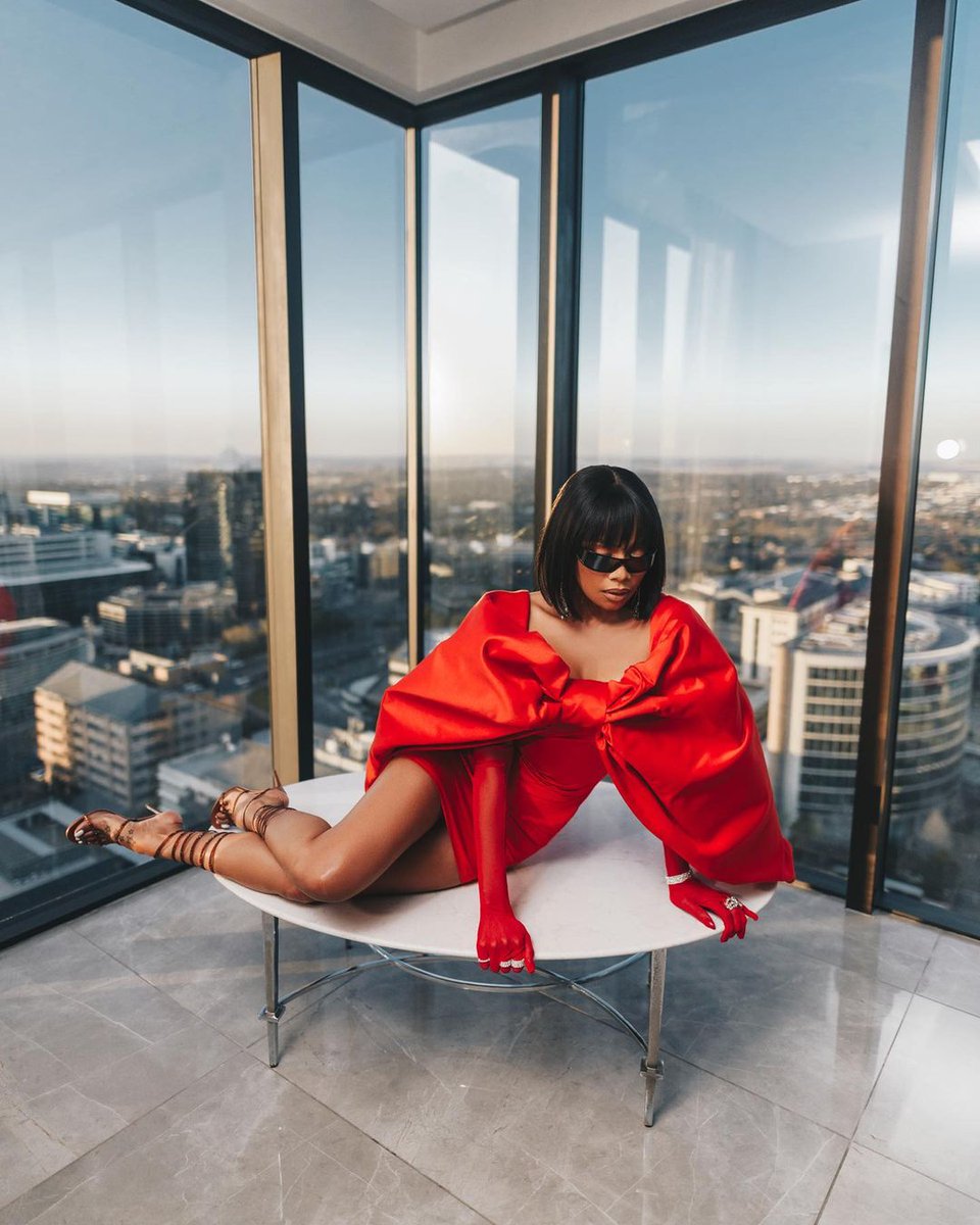 Khutso_N's tweet photo. Everything mogirl baafeee ❤️👑🐝
@Bonang https://t.co/29HX8n7Iu1