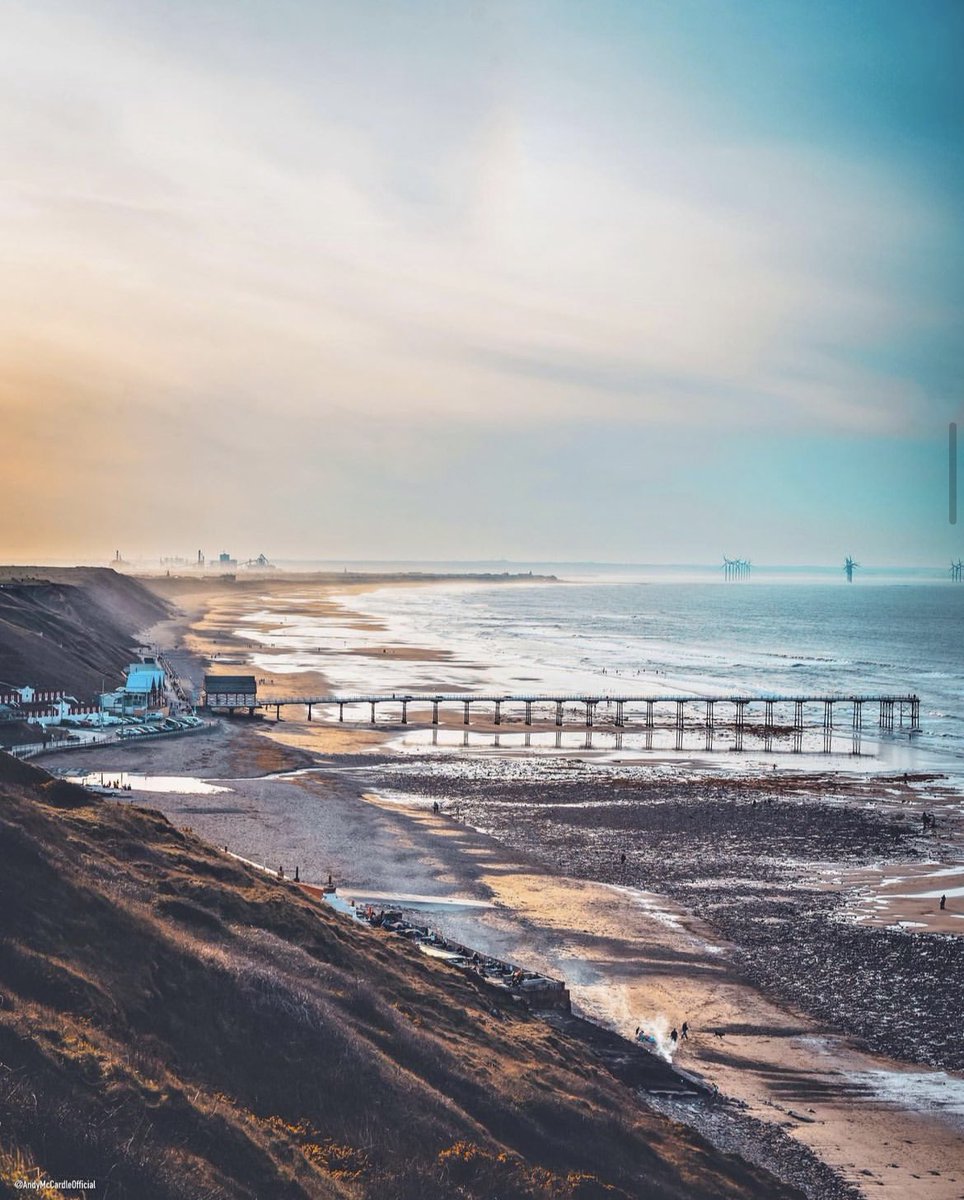 Ind_Teesside's tweet photo. Saltburn Pier with the now demolished Redcar Blast Furnace in the background photographed by IG andymccardleofficial 📸
#IndependentTeesside #Teesside #SaltburnByTheSea #SaltburnPier #RedcarBeach #RedcarBlastFurnace #NEPhotography #TeessidePhotography #NorthEastCoast https://t.co/TyWwG8xHTC