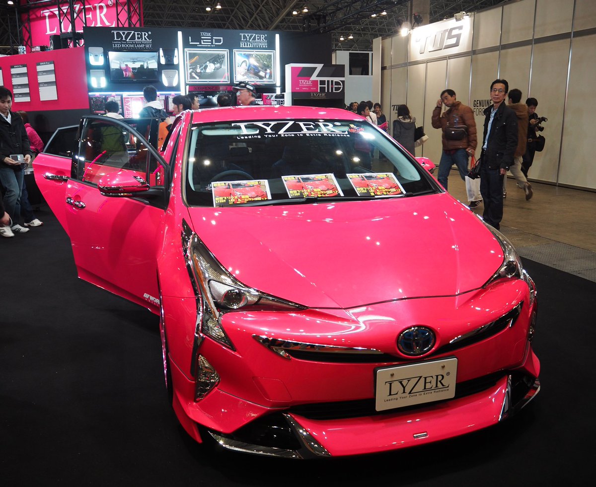 ne2_toshi_2's tweet photo. 2016 TOKYO AUTO SALON
LYZER Booth
LAMBORGHINI MURCIELAGO
TOYOTA PRIUS
#TAS2016
#LYZER https://t.co/E1lHtul82T