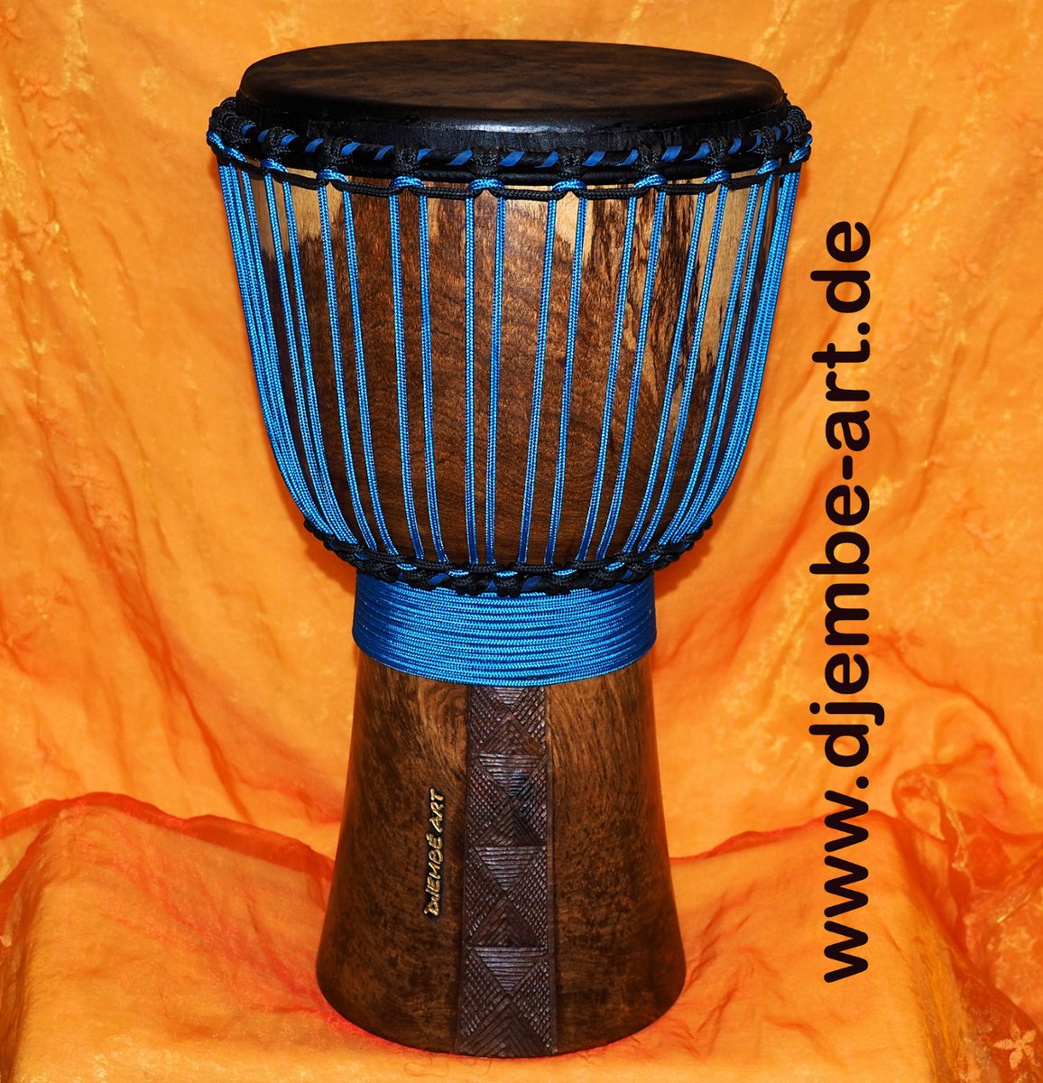 Neue #Djembe Oberklasse #Trommeln 🪘 jetzt online:
Komm uns besuchen 🌴 das Djembe-Paradies freut sich auf Dich.
👁️djembe-art.de/djembe-trommel…