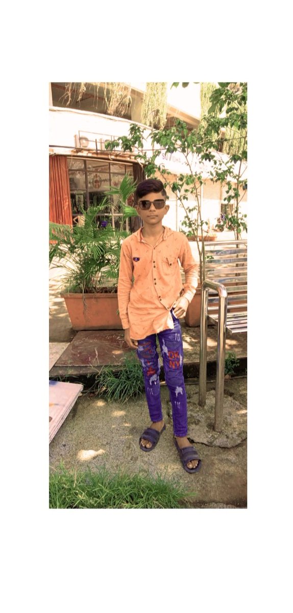 Good Friday's all frends ☺️💥
#NewPost #viral #viralpost #trending2023 #trendingpost #carryminati #Sauravjosi