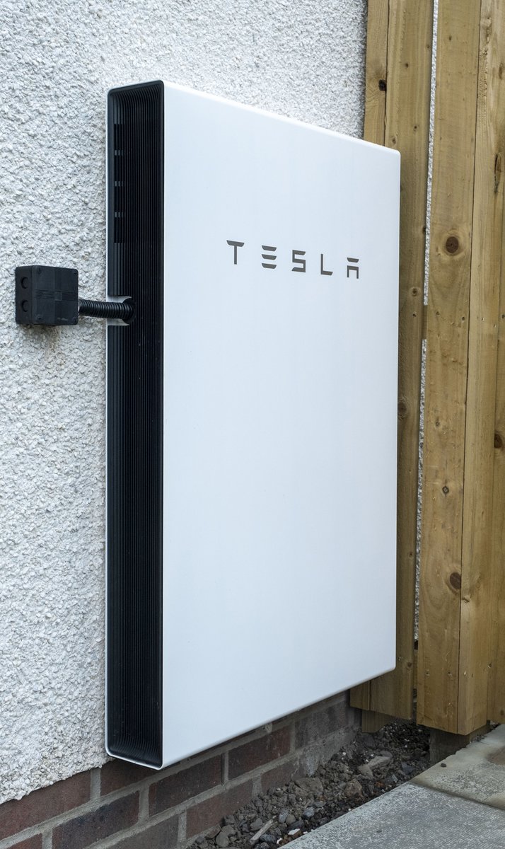 .<a href="/ArcTechScotland/">Arc-Tech (Scotland)</a> is installing #solarbatteries at a new #affordablehousing development in North Lanarkshire. The Holehills Regeneration in Airdrie is <a href="/nlancouncil/">North Lanarkshire Council</a>’s first project to feature #solar #batterystorage units.

labmonline.co.uk/news/new-solar…
<a href="/CCG_Scotland/">CCG Scotland</a> #energyefficiency