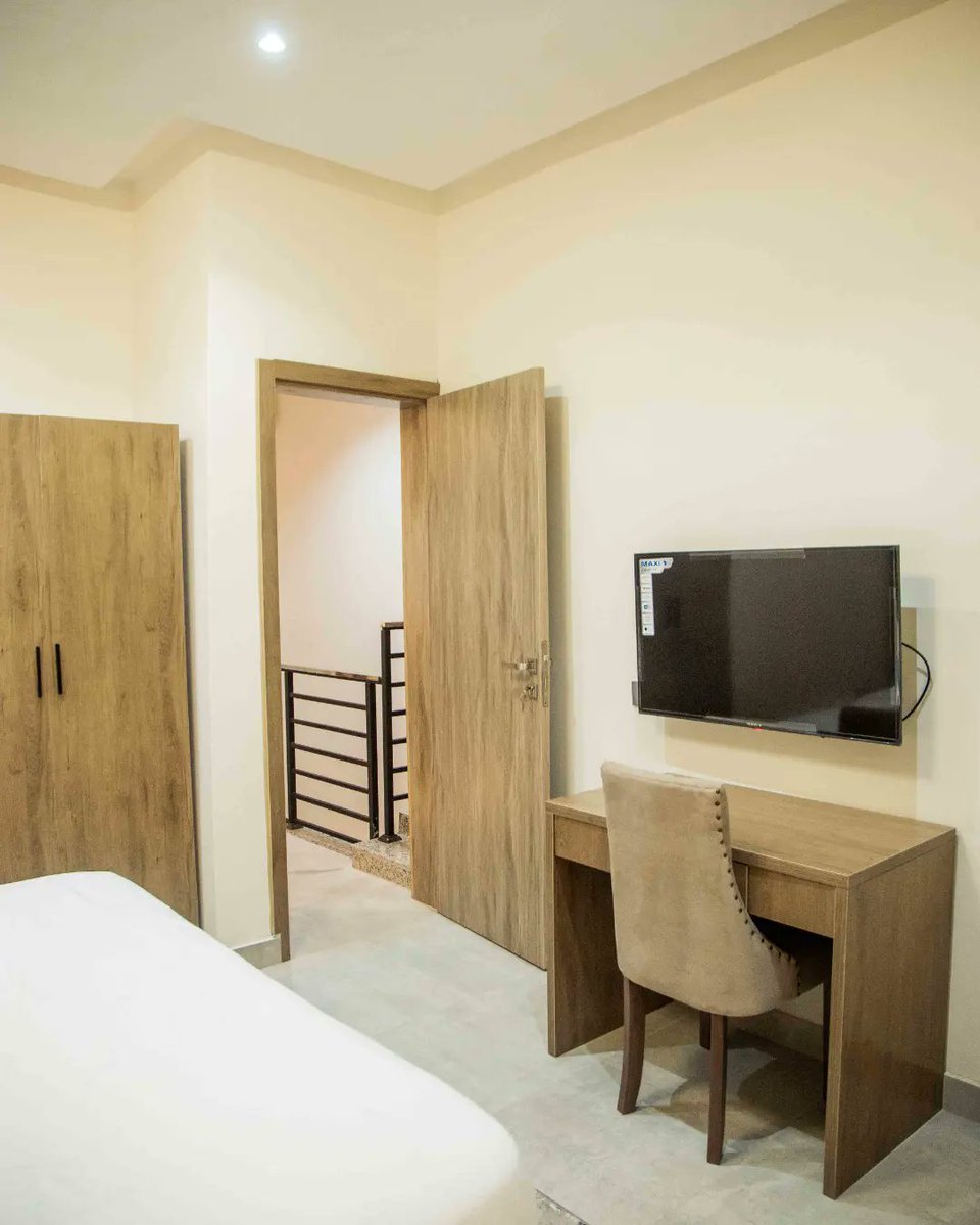 EtyDesigns's tweet photo. We are flexible, adaptable, and welcoming to new design styles.

We are  open for consultation and inspection,
To book our services, send a Dm or call 08145930010 https://t.co/qJZ2zaY1Lx