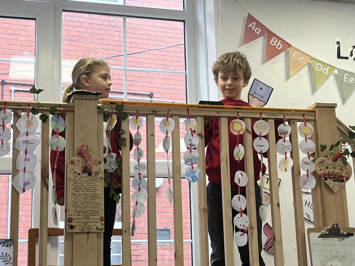 Holtonprimary's tweet photo. Y2 have been busy learning all about length and measuring. They used metre rules to find out if things were less or more than a metre. #HPSYr2 #HPSMathematics https://t.co/cPgBVh4wCB