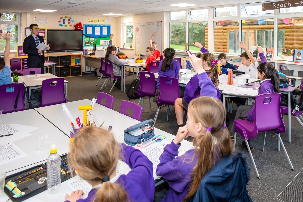 BoltonSch's tweet photo. Last Term able & talented Y6 pupils from @LostockPri @PikesSch @Haslamparkprim1 St Bernard's & St Mary's enjoyed Maths enrichment classes with #BSGDMaths teachers from @BoltonSch
https://t.co/b7Ur204ni3 @BSGDOutreach @BSGDMaths https://t.co/uMFvN4ozaD