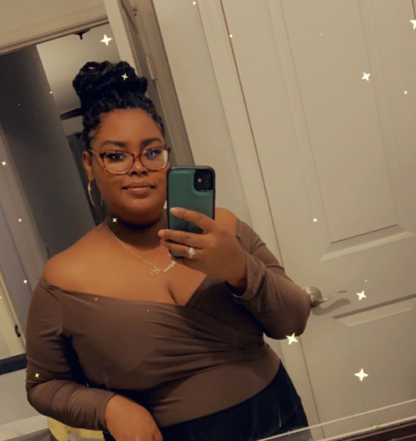 Best_1nTheGame's tweet photo. Definitely Someone’s Fine Ass Momma🥵 https://t.co/UxXsveYX7s