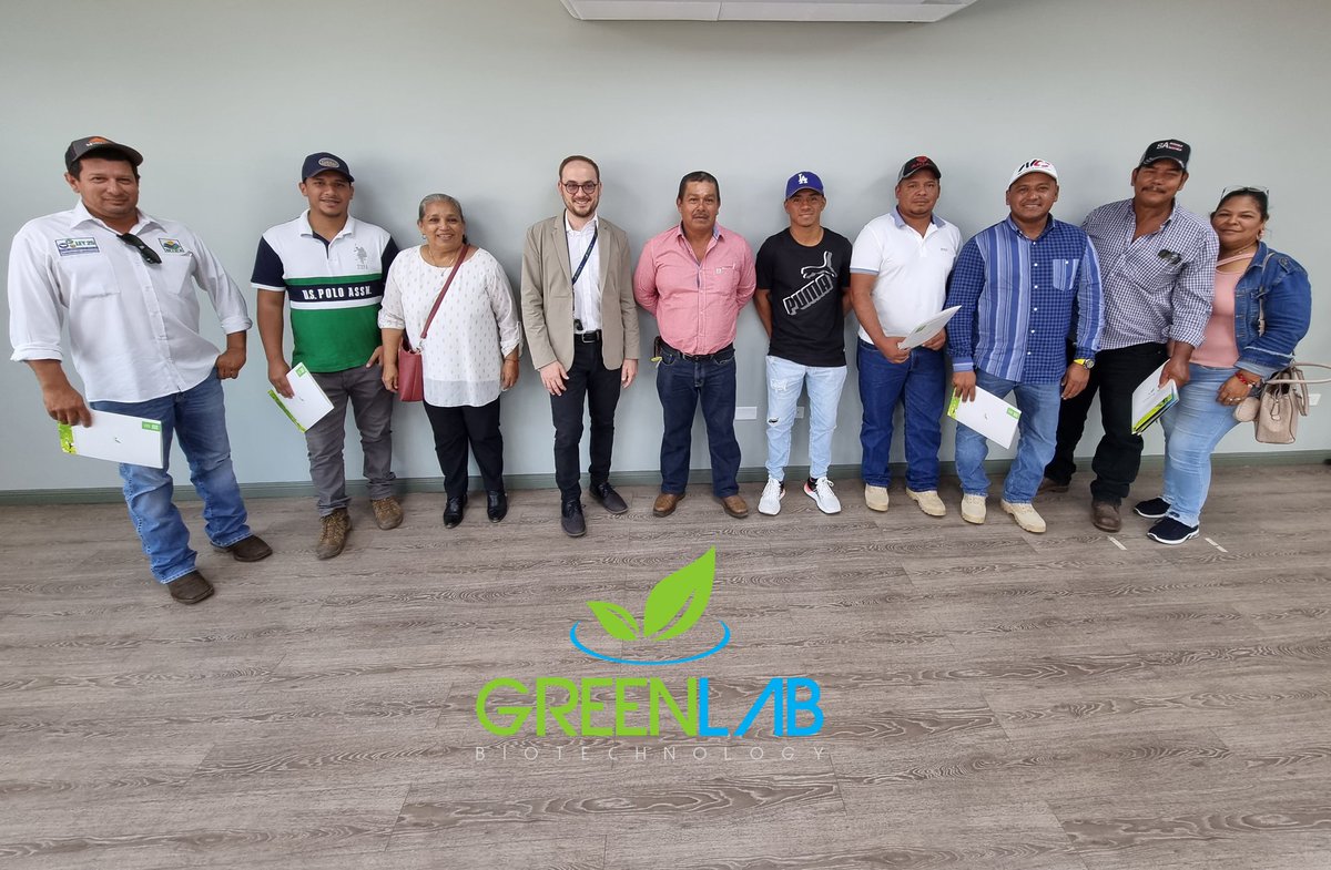 GreenLabBiotech's tweet photo. Con éxito realizamos ayer la Primera Jornada de Biotecnología enfocada en la producción in vitro de Plátano.
Conéctate con nosotros en https://t.co/GW9DzTgoxB
#GreenLabBiotech #Reforestación #Panamá https://t.co/n1kJUUenGB