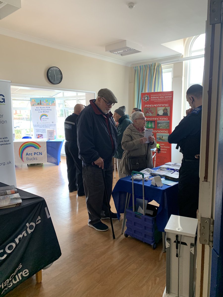 It’s all happening in Marlow Community Hospital this morning at our Older People’s Event. Helping people navigate and access the many community services that are available to keep them safe and well ⁦@BucksHealthcare⁩ ⁦⁦@BucksCouncil⁩⁦@AlisonAylen2⁩