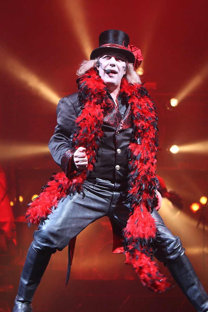 circusofhorrors's tweet photo. It is with heavy heart and extreme sadness we announce that Dr. Haze, the man behind the Circus of Horrors, passed away on Saturday, leaving behind a legacy of bizarre and daring entertainment. 
Rest in Power and Rock 'n' Roll Dr Haze https://t.co/VZhnx9ZJPh