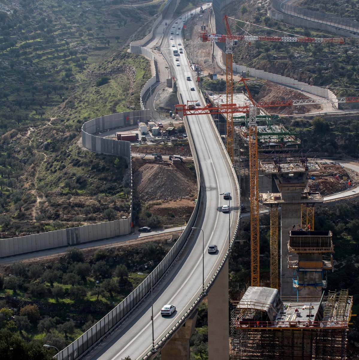 If we needed more proof that #Israel has unlawfully annexed #Palestinian territory, comes the 2024 budget allocation. 25.69% of Israel's national surface road development budget (circa 1.9 billion USD) is dedicated to incorporating the occupied West Bank to its own territory