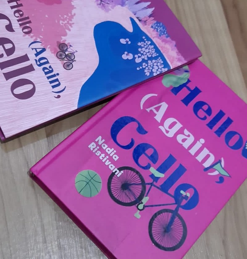 AlvFartri's tweet photo. FINALLYY, Akhirnya dateng sebelum lebaran, bisa jadi bekal buat mudik🥹🫶🏻
Btw ini buku isinya bahagia tapi gatau kenapa pengen nangis bacanya, emang se bikin baper itu wkwk, baru hal 52 dah capek senyum senyum sendiri😭😭 @ijoscripts
#HelloAgainCello https://t.co/yOvVC6aBYr